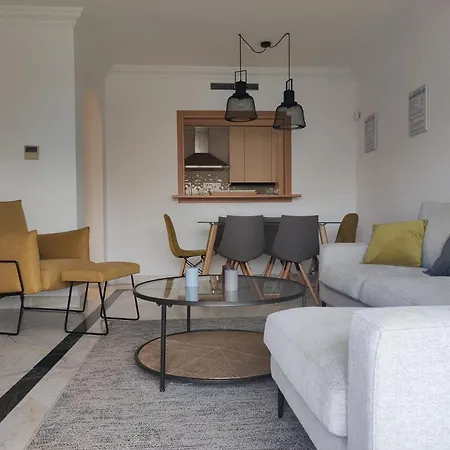 Homelystay - Marbella, Marina Banus Apartment