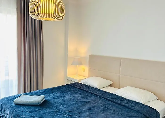 Homelystay - Marbella, Marina Banus アパート *