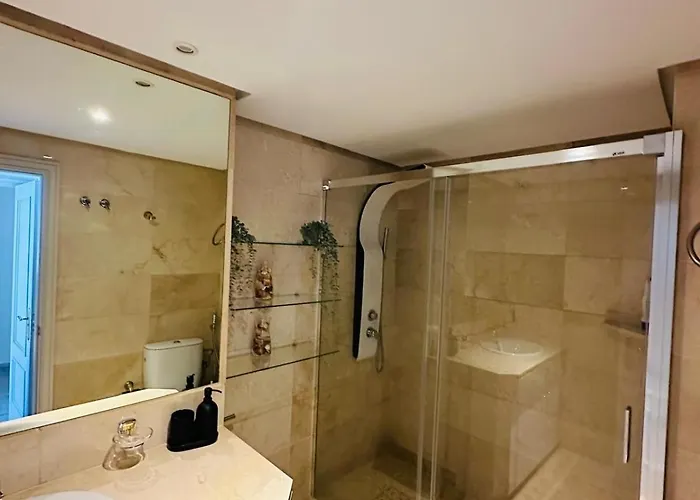 Homelystay - Marbella, Marina Banus マルベーリャ